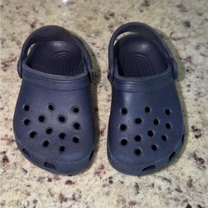 CROCS toddler size 4-5 Navy Sandals